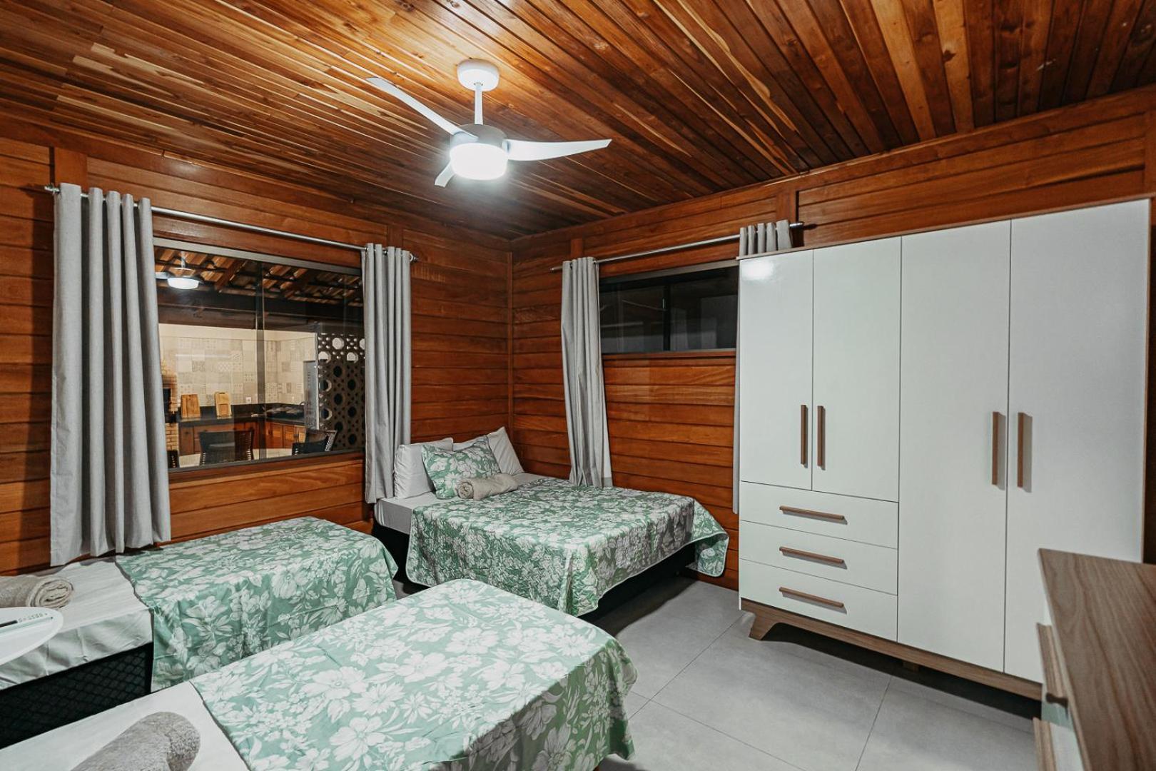 Casadecastelhanos, Quadra Do Mar De Castelhanos, 4 Suites Com Ar, Churrasqueira, Piscina, Hidromassagem, Cozinha Integrada Gourmet Ideal Para Familia E Amigos Anchieta  Exteriér fotografie